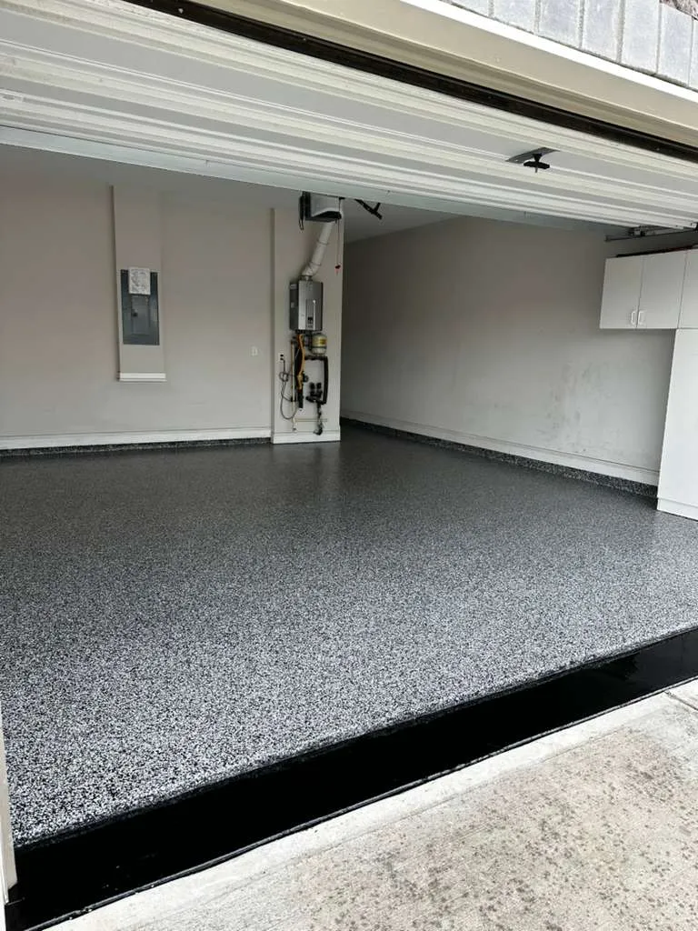 Granite flake chip floor